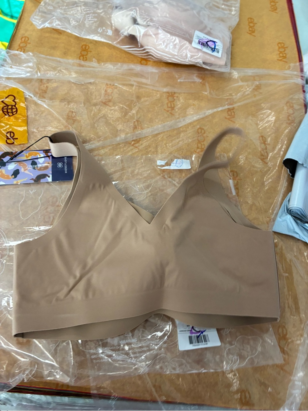 Honeylove SoftForm Bra New Women’s SZ Small Sand NWT - Picture 5 of 7